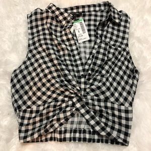 Tie Front Gingham Crop Top